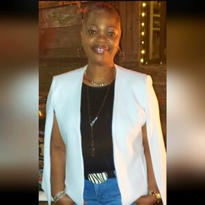 Meet your Posher, Juliet